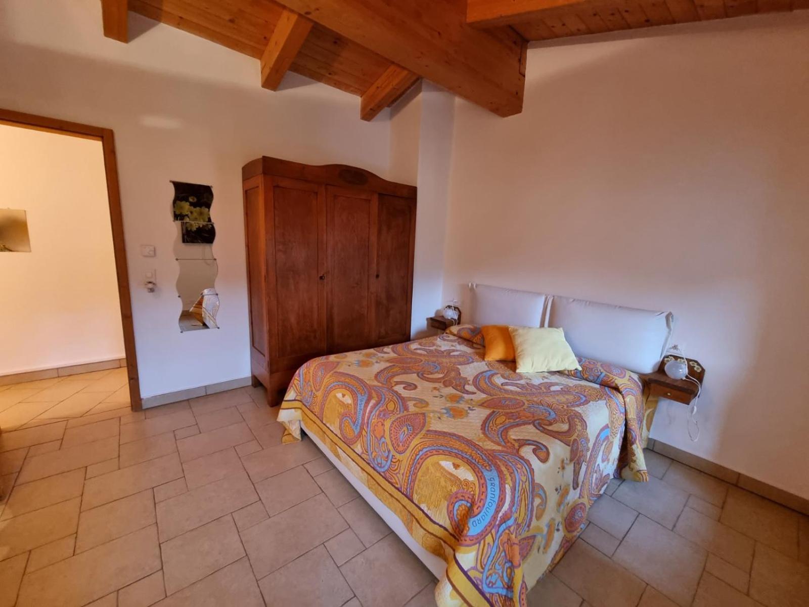 La Nave B&B Monteggio Camera foto